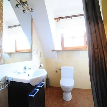 Bed & Breakfast Przystan Jaskolka